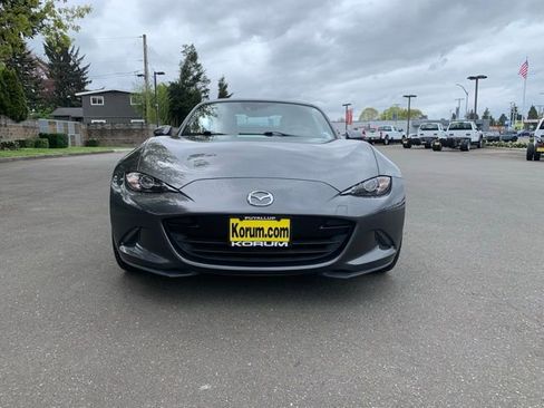Used 2017 MAZDA MX-5 Miata RF Grand Touring RWD image 8