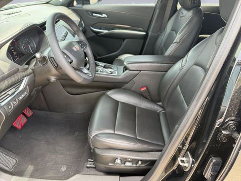 Used 2021 Cadillac XT4 Sport AWD/4WD image 11