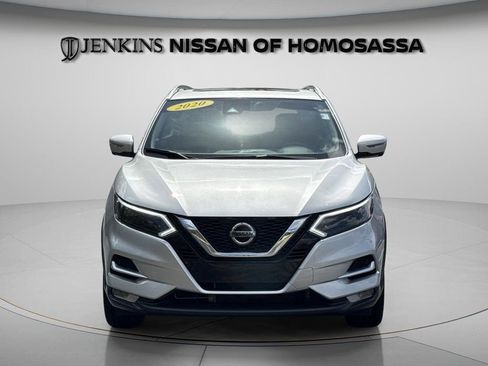 Certified 2020 Nissan Rogue Sport SL w/ Premium Package image 3