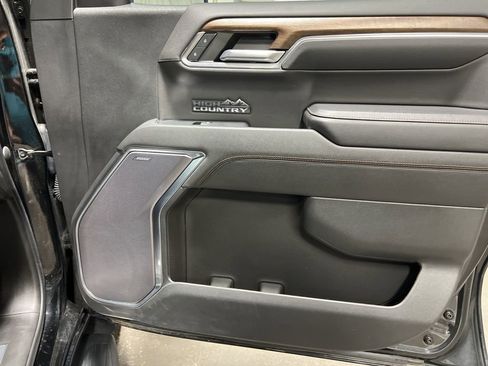 Used 2023 Chevrolet Silverado 1500 High Country w/ Max Trailering Package image 12