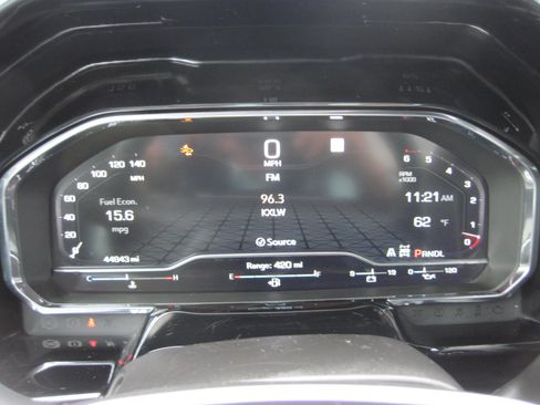 Used 2025 GMC Sierra 1500 SLT AWD/4WD image 15