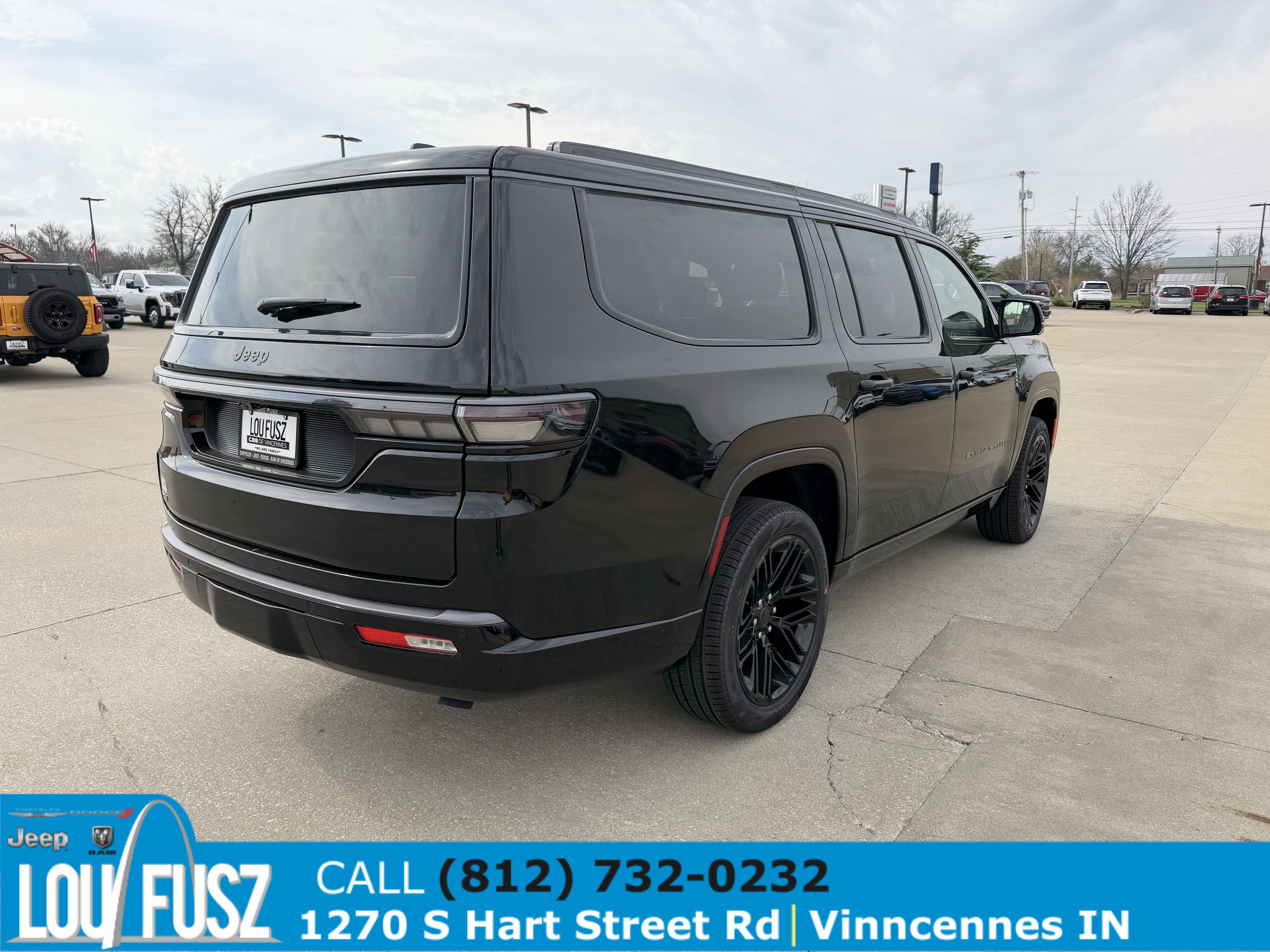 New 2026 Jeep Grand Wagoneer L Limited AWD/4WD image 7