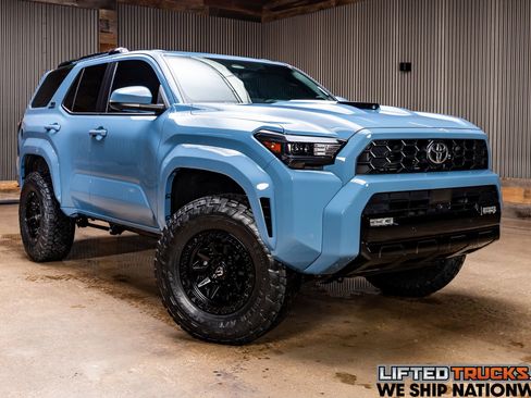 Used 2025 Toyota 4Runner TRD Sport Premium image 1