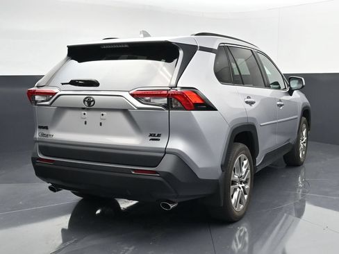 Used 2023 Toyota RAV4 XLE Premium AWD/4WD image 6