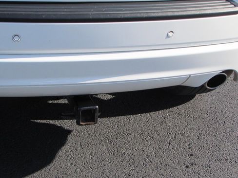 Used 2020 Jeep Grand Cherokee Altitude image 12