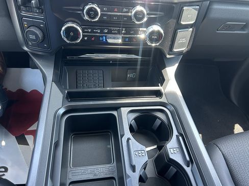 New 2026 Ford F250 Lariat w/ Chrome Package AWD/4WD image 15