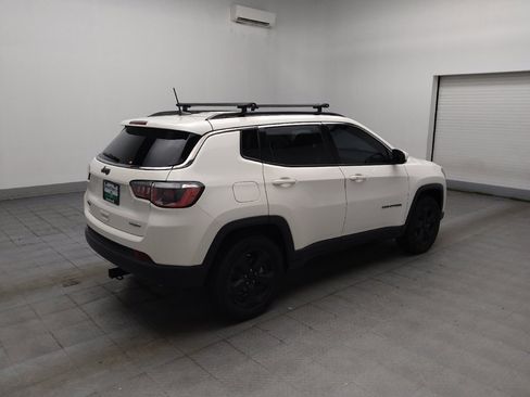 Used 2018 Jeep Compass Latitude w/ Popular Equipment Group AWD/4WD image 10