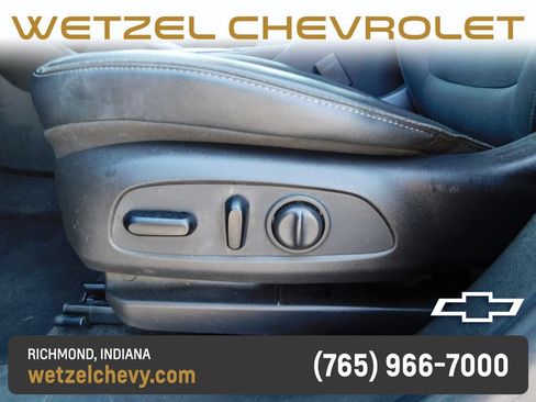 Used 2023 Buick Encore GX Preferred w/ Cold Weather Comfort Package AWD/4WD image 13