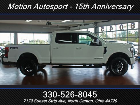 Used 2022 Ford F250 Lariat w/ Black Appearance Package image 11