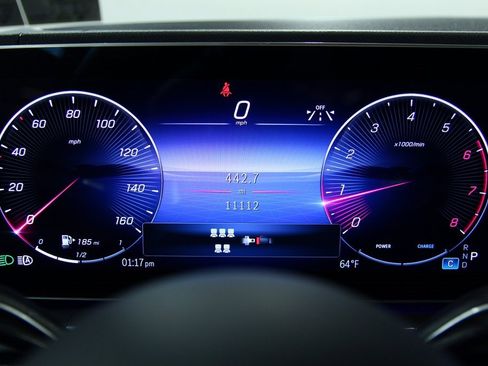 Used 2025 Mercedes-Benz GLS 450 4MATIC image 12