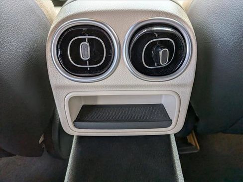 Used 2022 Mercedes-Benz C 300 4MATIC Sedan image 17