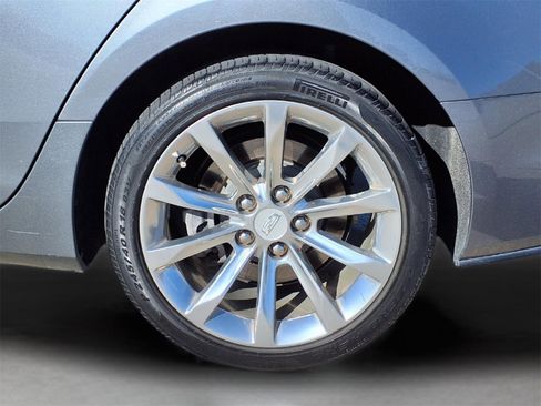 Used 2019 Cadillac CTS Luxury image 3