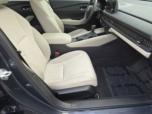 Certified 2024 Honda Accord EX image 12