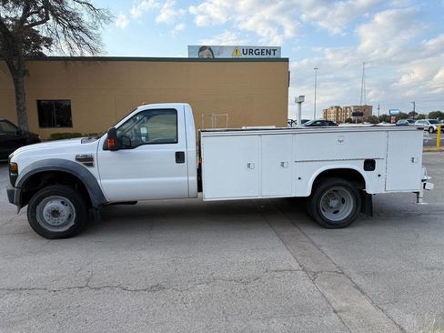 Used 2009 Ford F450 2WD Regular Cab Super Duty image 4