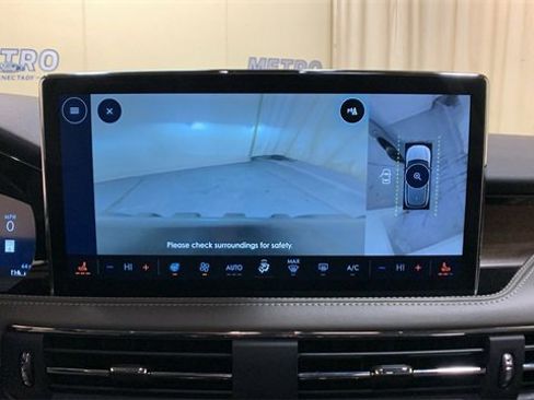 Used 2025 Lincoln Corsair Reserve w/ Equipment Group 202A image 40