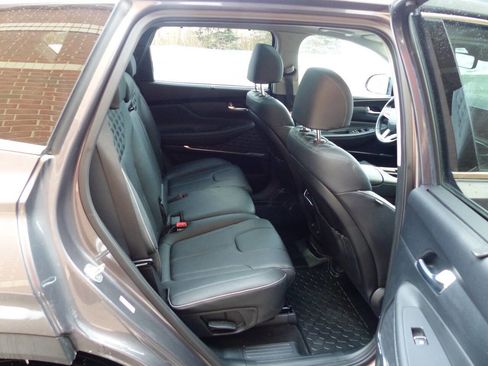 Used 2022 Hyundai Santa Fe SEL Premium image 32