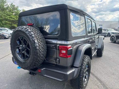 Used 2024 Jeep Wrangler Unlimited AWD/4WD image 5