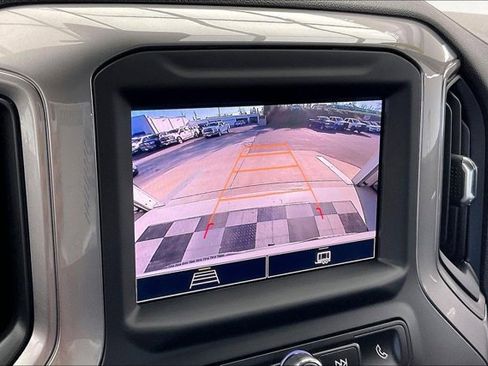 Used 2024 Chevrolet Silverado 1500 Custom image 23