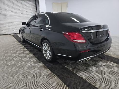 Used 2019 Mercedes-Benz E 300 4MATIC w/ Driver Assistance Package image 3
