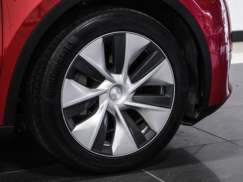 Used 2021 Tesla Model Y Long Range AWD/4WD image 53