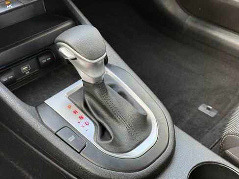 Used 2023 Kia Forte LXS w/ LXS Technology Package image 25