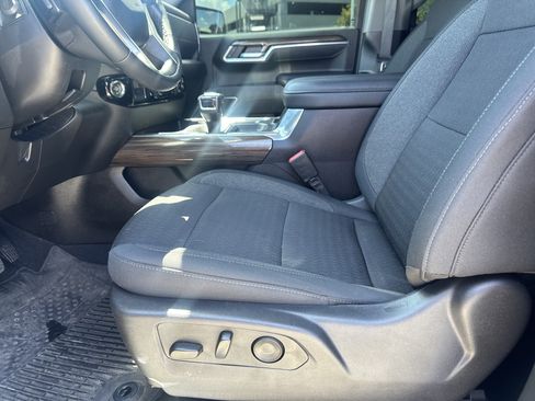 Used 2025 Chevrolet Silverado 1500 LT w/ Texas Edition Plus RWD image 7
