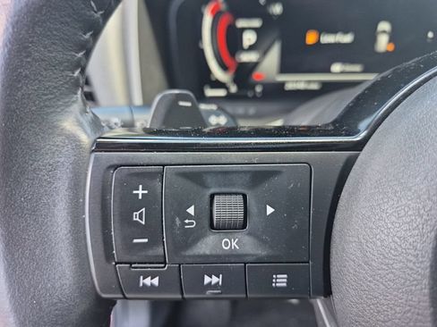 Used 2023 Nissan Rogue Platinum AWD/4WD image 12