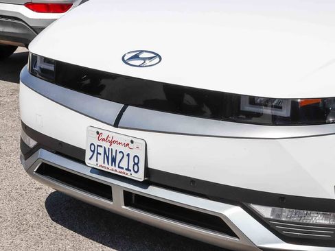 Certified 2023 Hyundai Ioniq 5 SEL image 8