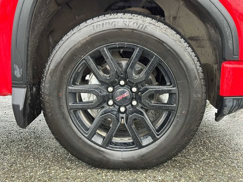 Used 2023 GMC Sierra 1500 Elevation image 9