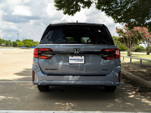 Used 2026 Honda Odyssey Sport-L image 8