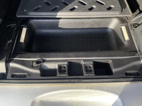 Used 2011 Jeep Wrangler Unlimited Sahara w/ Connectivity Group image 37