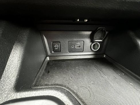 Used 2024 Nissan Sentra S FWD image 27