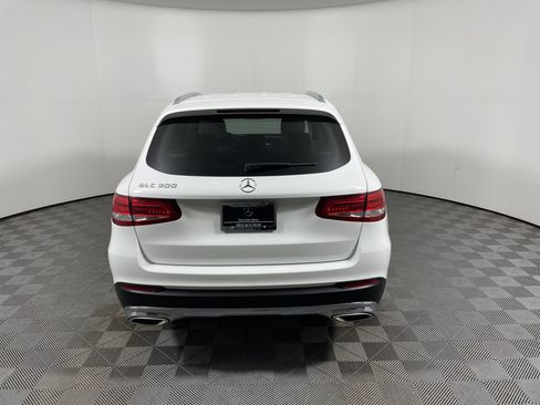 Used 2016 Mercedes-Benz GLC 300 image 4