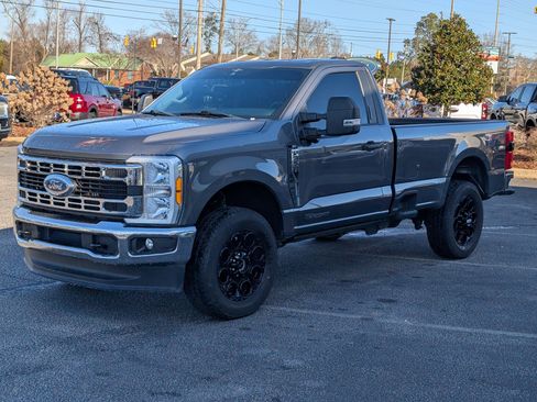 Used 2023 Ford F350 XLT w/ 360-Degree Camera Package image 2