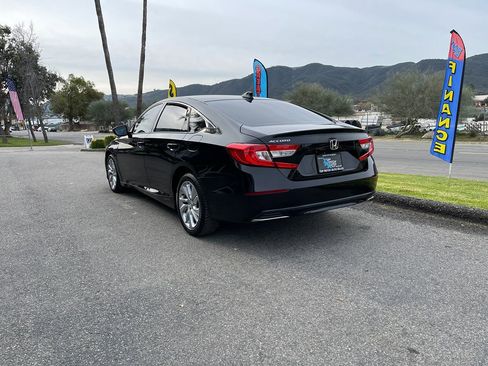 Used 2019 Honda Accord LX image 7