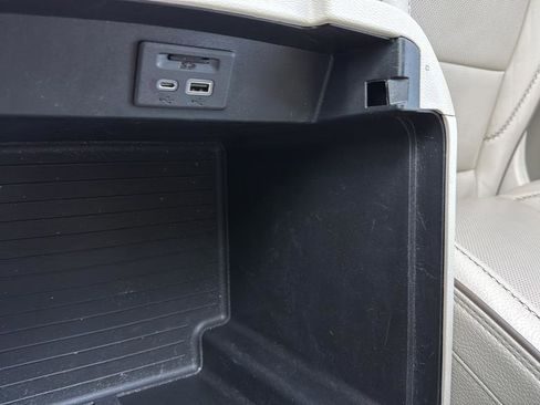 Used 2021 GMC Yukon Denali w/ Advanced Technology Package image 28