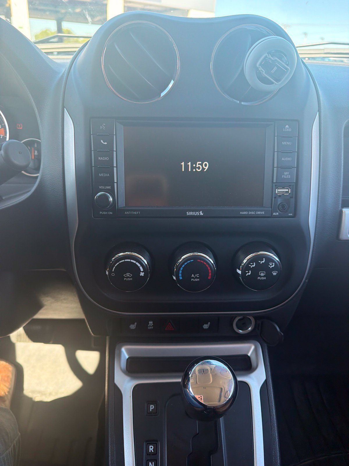 Used 2016 Jeep Compass High Altitude AWD/4WD image 11