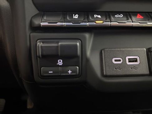 Used 2024 Chevrolet Silverado 2500 Custom w/ Custom Value Package AWD/4WD image 20