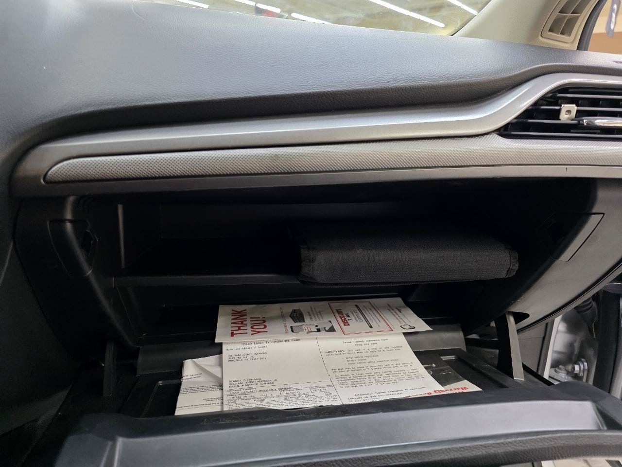 Used 2018 Ford Fusion SE FWD image 34