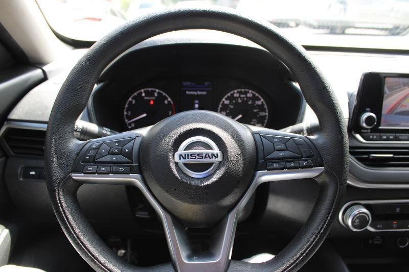 Used 2021 Nissan Altima 2.5 S w/ Driver Assist Package FWD image 9