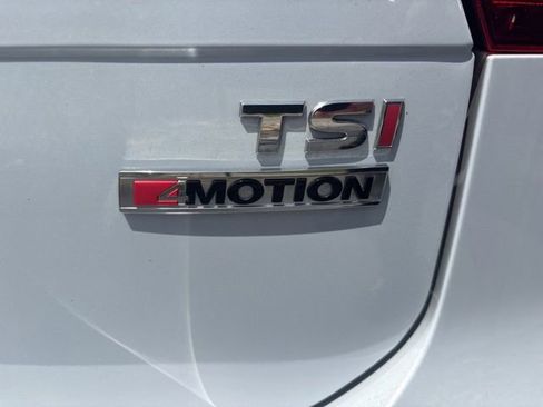 Used 2018 Volkswagen Tiguan SEL Premium AWD/4WD image 7