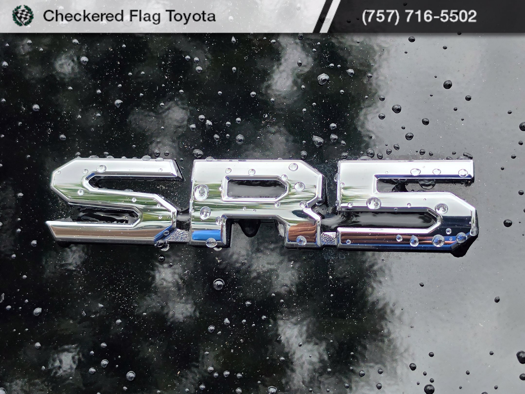 Used 2025 Toyota Tacoma SR5 AWD/4WD image 14