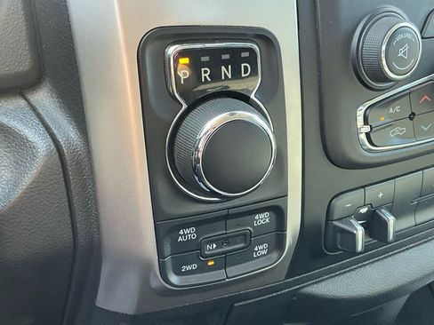 Used 2019 RAM 1500 Big Horn image 38