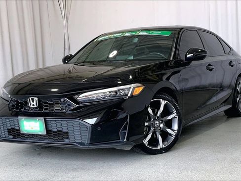 Used 2025 Honda Civic Sport image 12