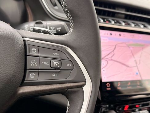 New 2025 Jeep Grand Cherokee L Limited image 26