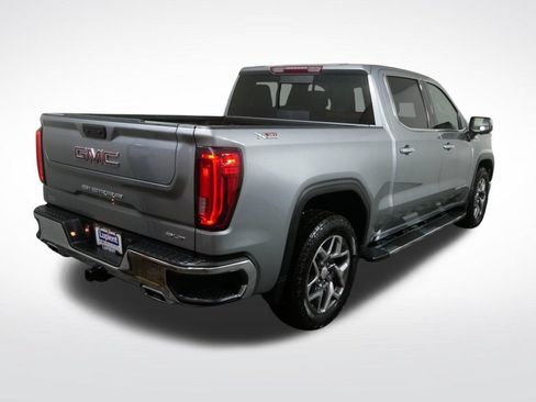 Used 2023 GMC Sierra 1500 SLT w/ SLT Premium Package AWD/4WD image 3