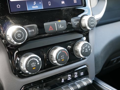New 2026 RAM 1500 Big Horn AWD/4WD image 14