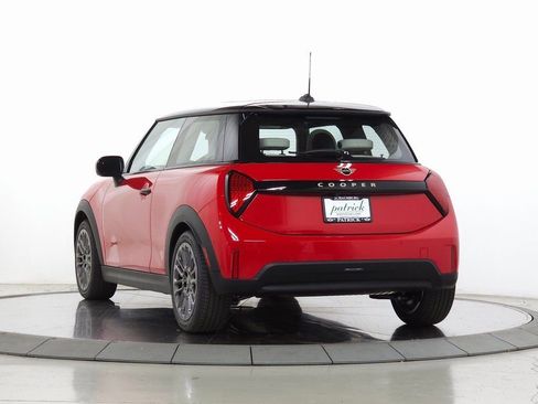 New 2025 MINI Cooper 2-Door Hardtop image 6