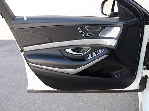 Used 2015 Mercedes-Benz S 63 AMG 4MATIC Sedan image 40