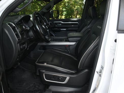 Used 2021 RAM 1500 Laramie AWD/4WD image 7